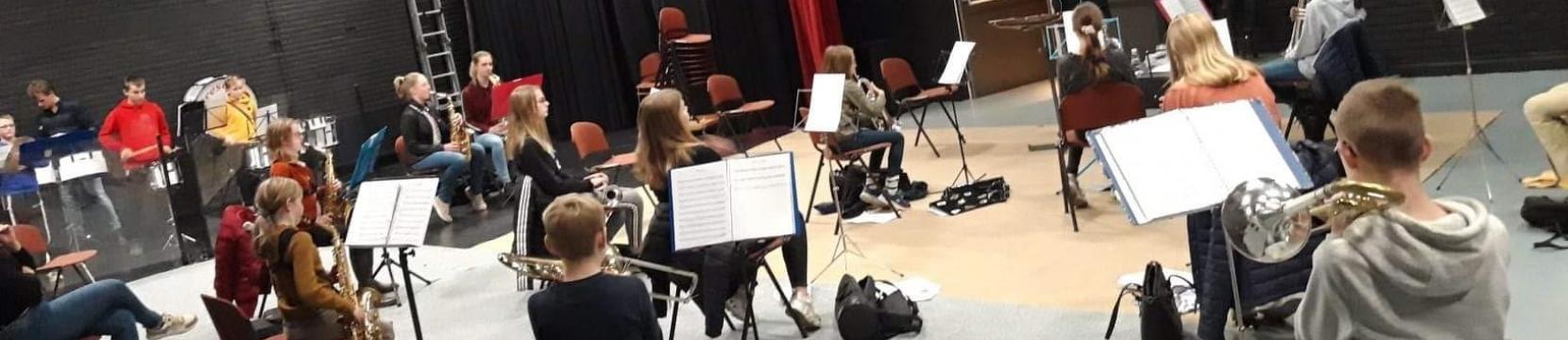 Muziekverenigingen repeteren weer